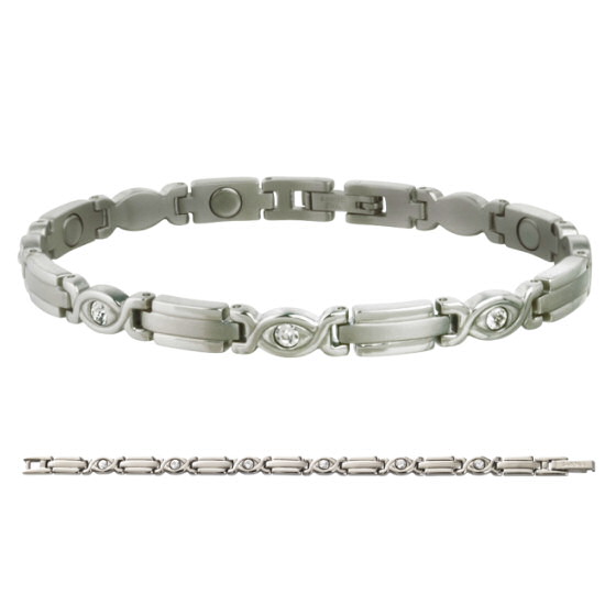 Sabona bracelet magnétique en acier inoxydable avec des maillons poli et satiné serti de cristaux Cubic Zirconia blancs.